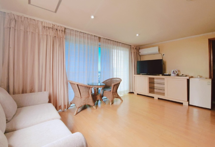 Triple Suite