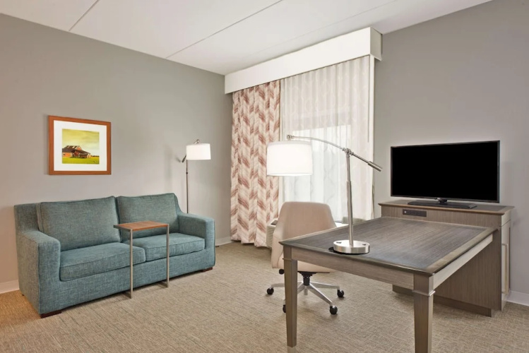 Hampton Inn & Suites North Huntingdon-Irwin