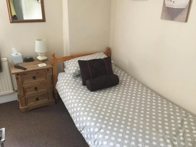 Standard Single room