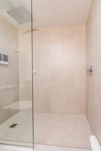 Rooms at Riveredge