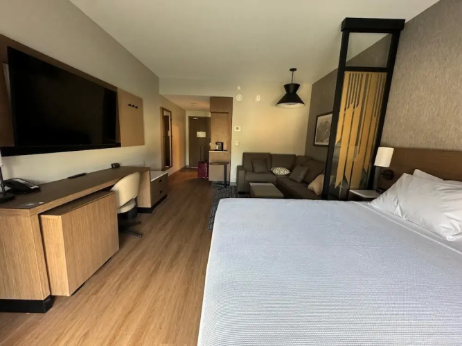 Hyatt Place Windsor