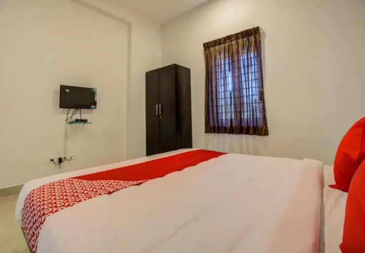 Oyo Flagship 24427 Jayam Nagar