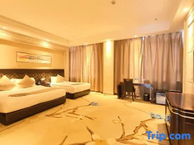 Deluxe Family room