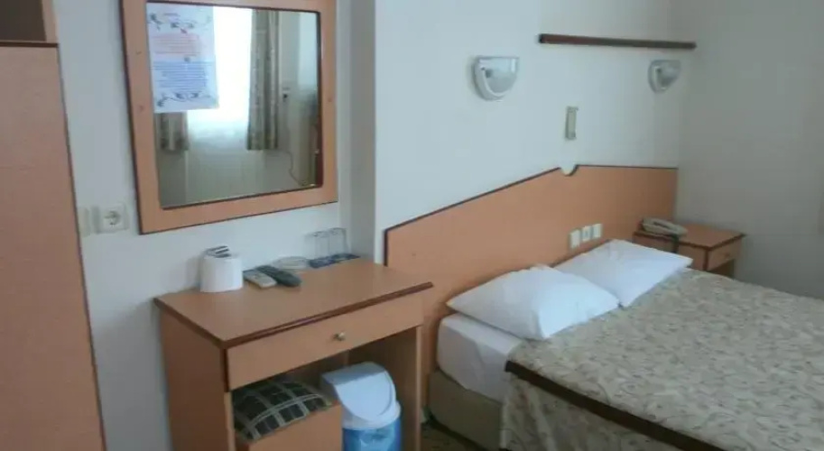 Ak Otel