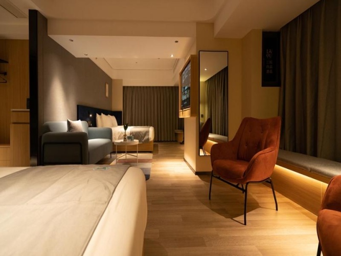 Deluxe Family room