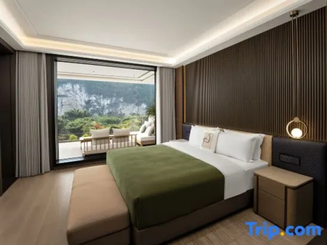 Luxury Single Suite with river view