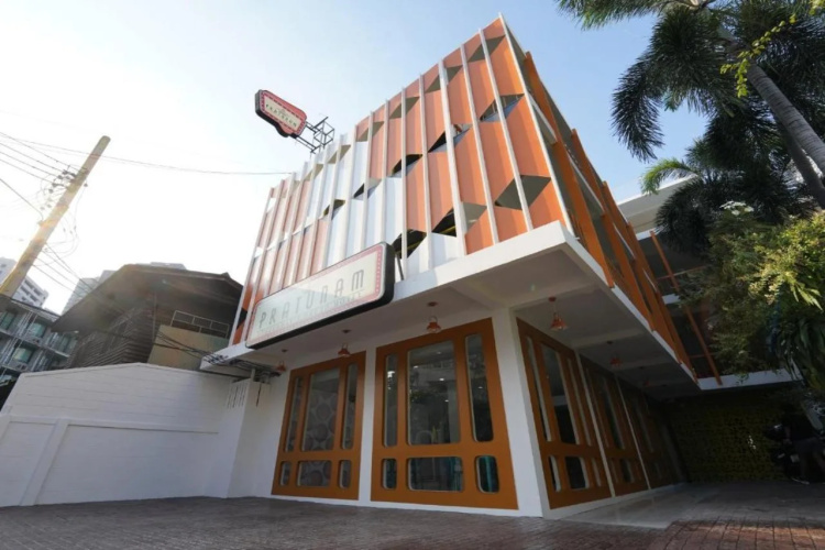 RoomQuest Hotel Pratunam