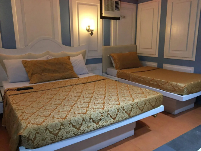 Icon Hotel Macapagal
