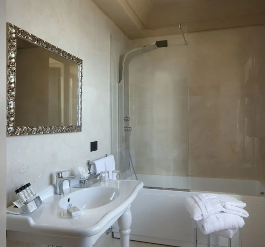 1 Bedroom Classic Double room with sea view