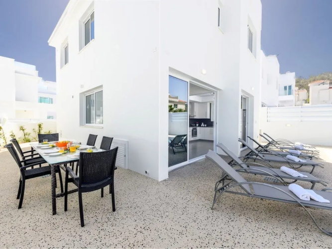 Green Bay Villa No17