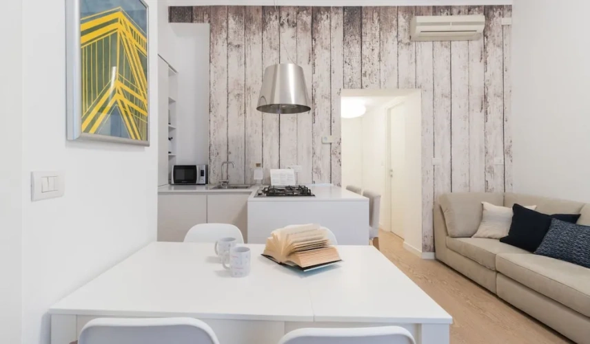 Quadruple Apartment