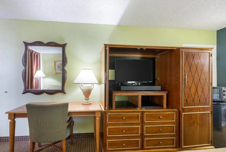 Hotel elev8
