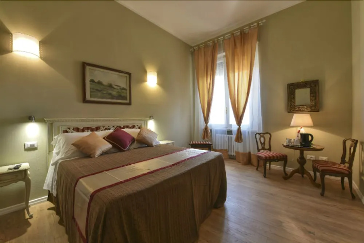Florence Station Rooms BB