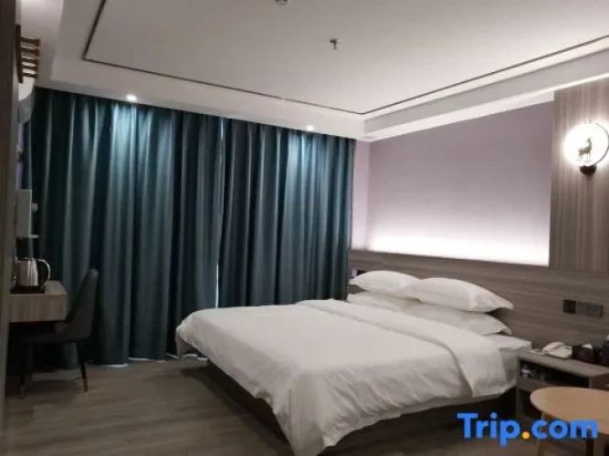 Standard Double room with courtyard view