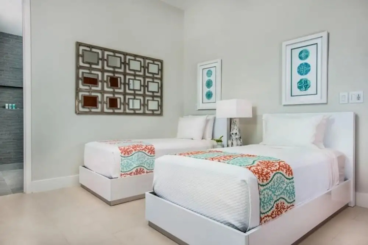 Turquoise Villa