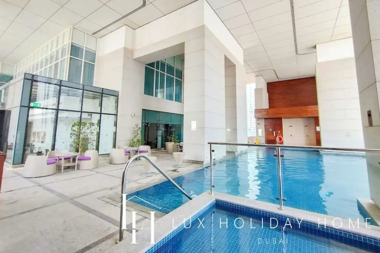 LUX The Bonnington JLT Suite