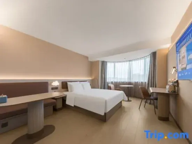 Standard Double room with view