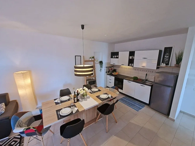 3 Bedrooms Family Apartment with sea view
