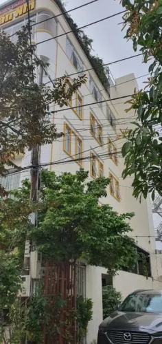 Van Nhi Hotel