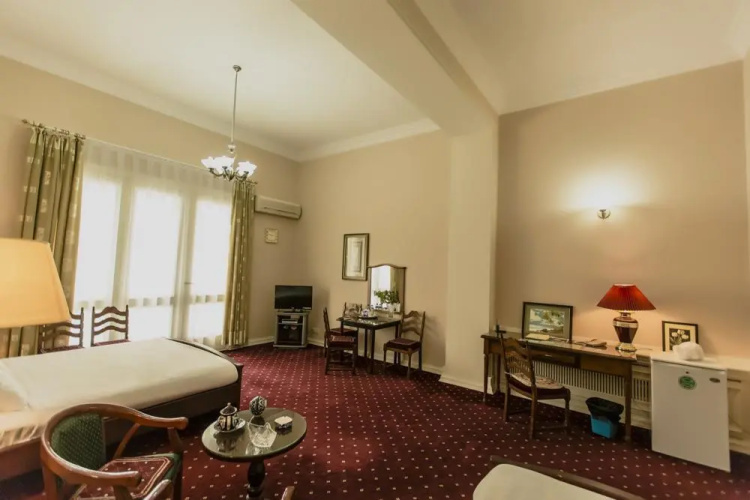 Konstantin Hotel