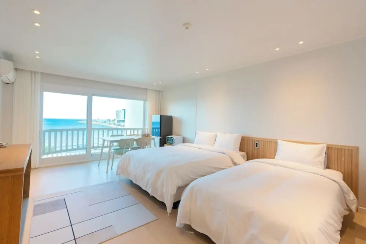 Premium Twin room