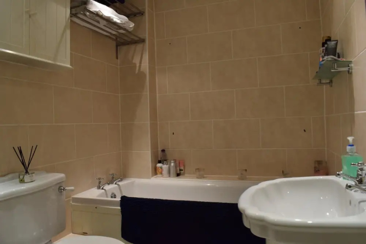 1 Bedroom Flat In Lower Clapton, Hackney