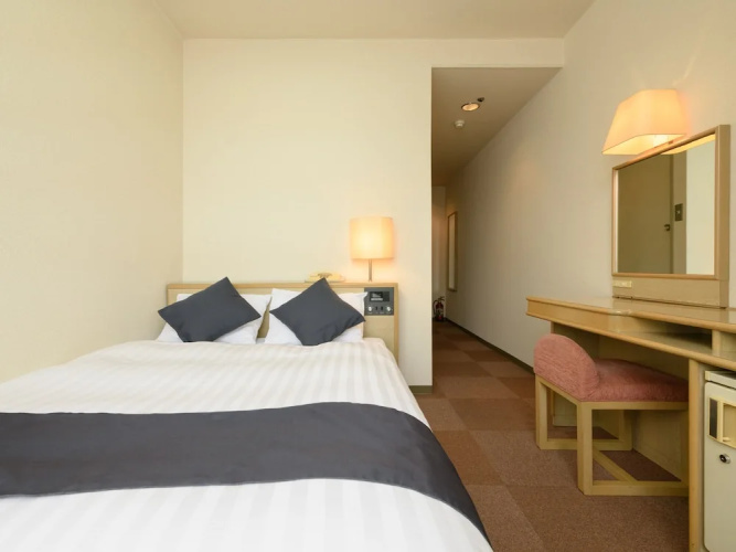 Tabist Ueda Station Hotel