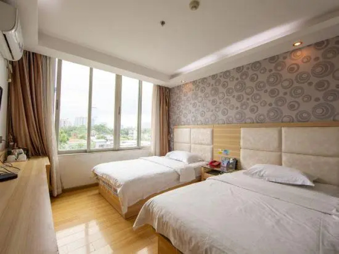 Yaxuan Hotel