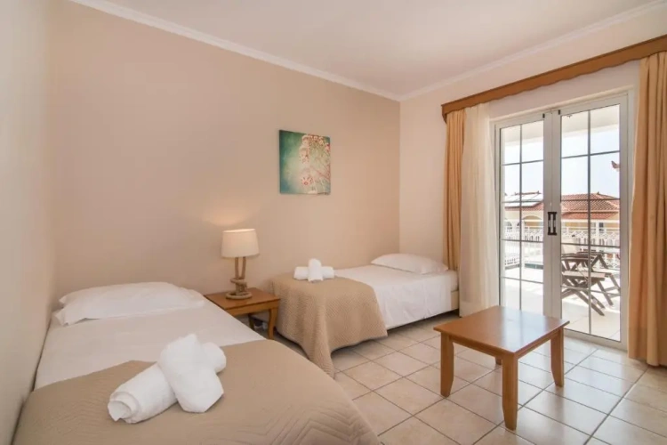 2 Bedrooms Deluxe Apartment with balcony and with view