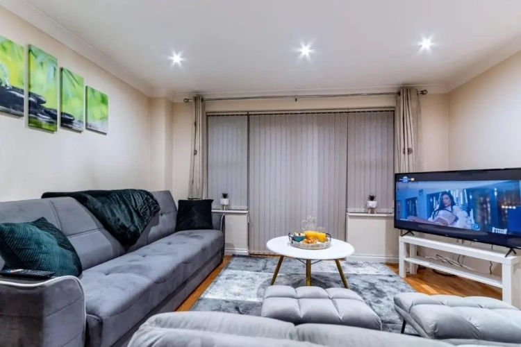 3 Bedrooms Cottage
