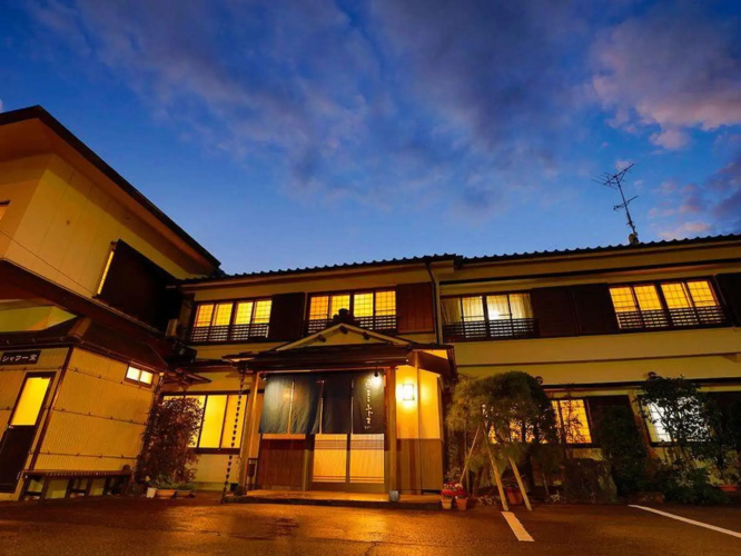 Fujima