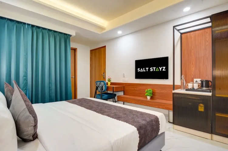 Saltstayz Premier - Arjun Marg