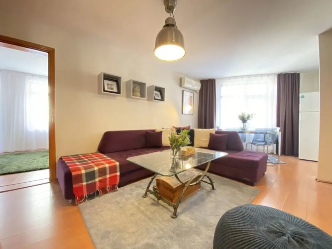 Central Flat With Balcony and Terrace in Sisli