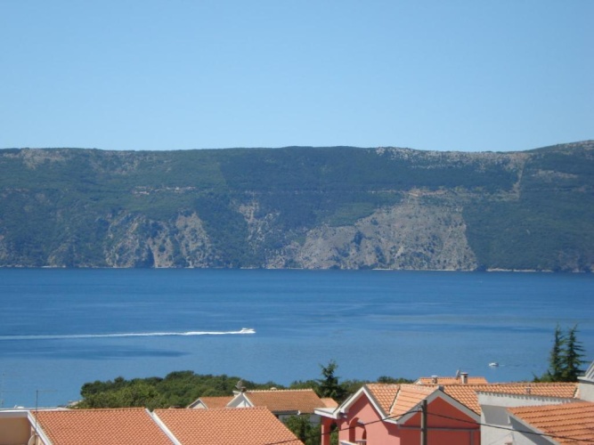 1 Bedroom Apartment with balcony and with sea view
