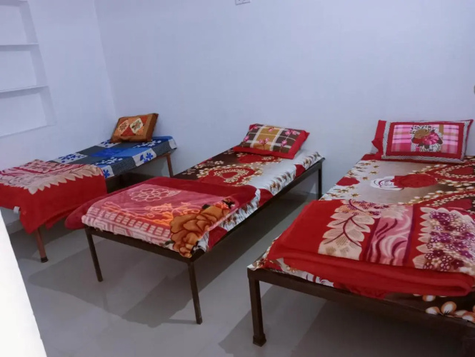 One Light Hostel