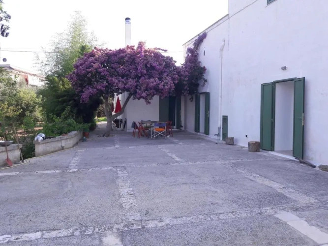 2 Bedrooms Cottage