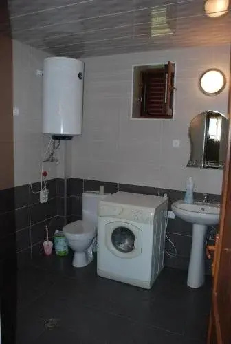 Guest House Lasili