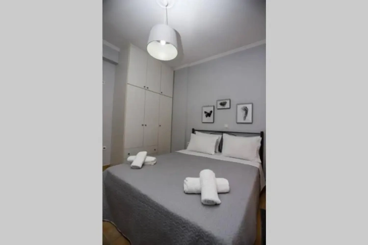 2 Bedrooms Villa