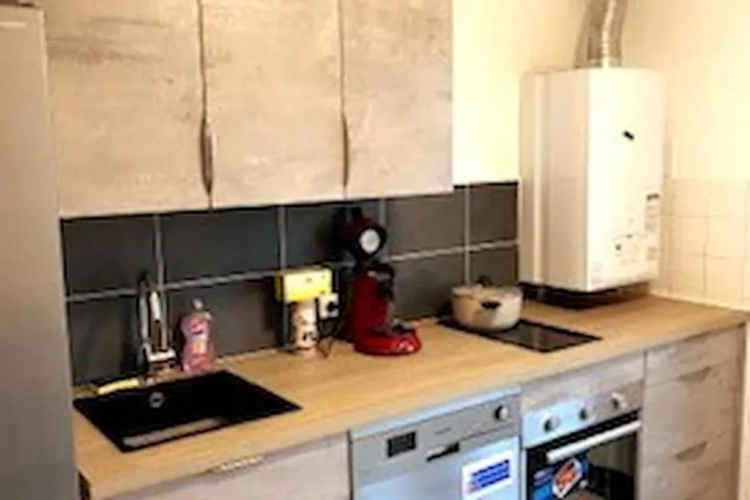 3 Bedrooms Apartment