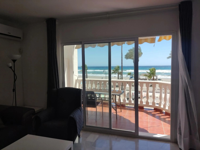 Apartamento MORCHE -TORROX PRIMERA LINEA DE PLAYA