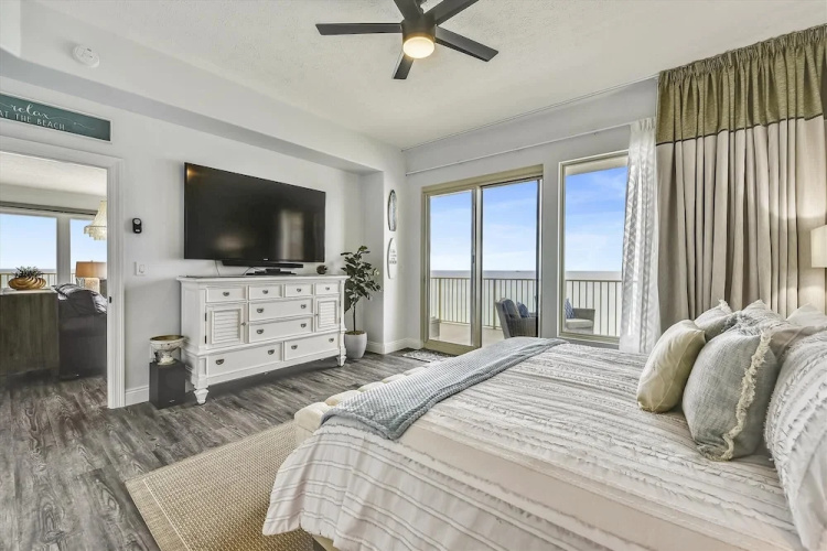 Coastal Pearl