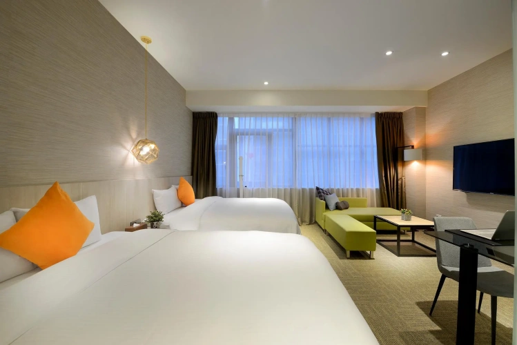 Deluxe Quadruple room