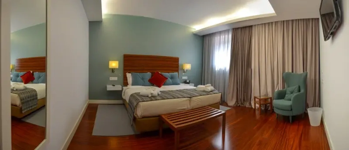 Twin room with balcony