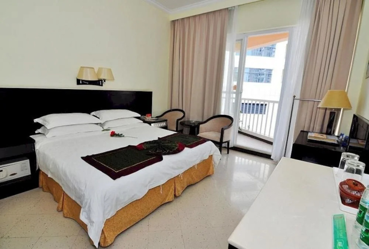 Sanya Jingwei Hotel