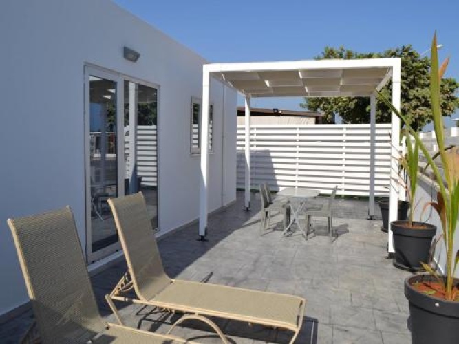 Makronissos Beach Studio