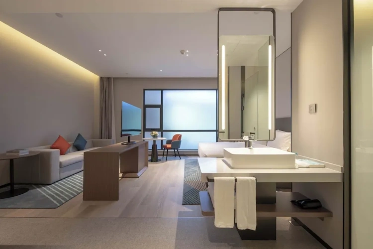 Double Suite