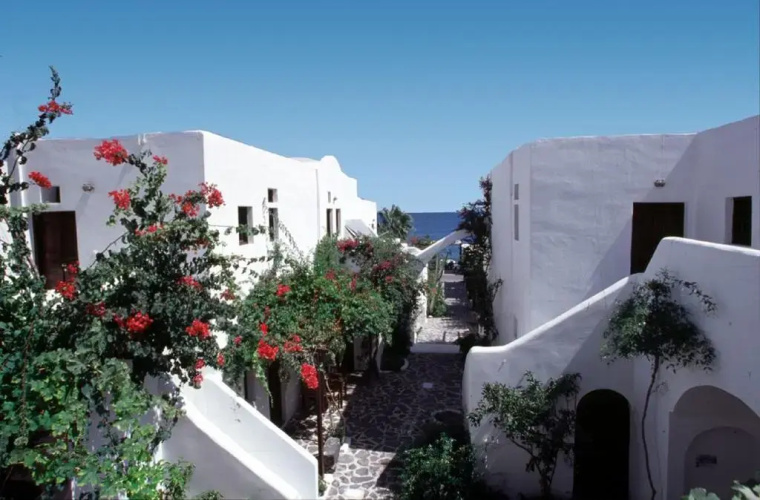 Santorini Reflexion Sea
