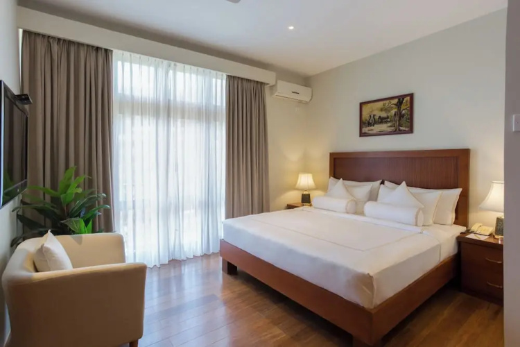 Serene Villa 38