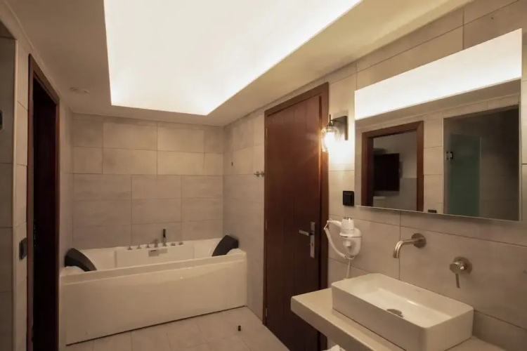 Anemos Suites Mani