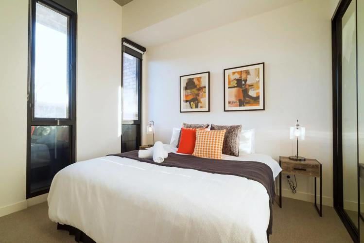 Mega Style Apartments West Melbourne Townhouse